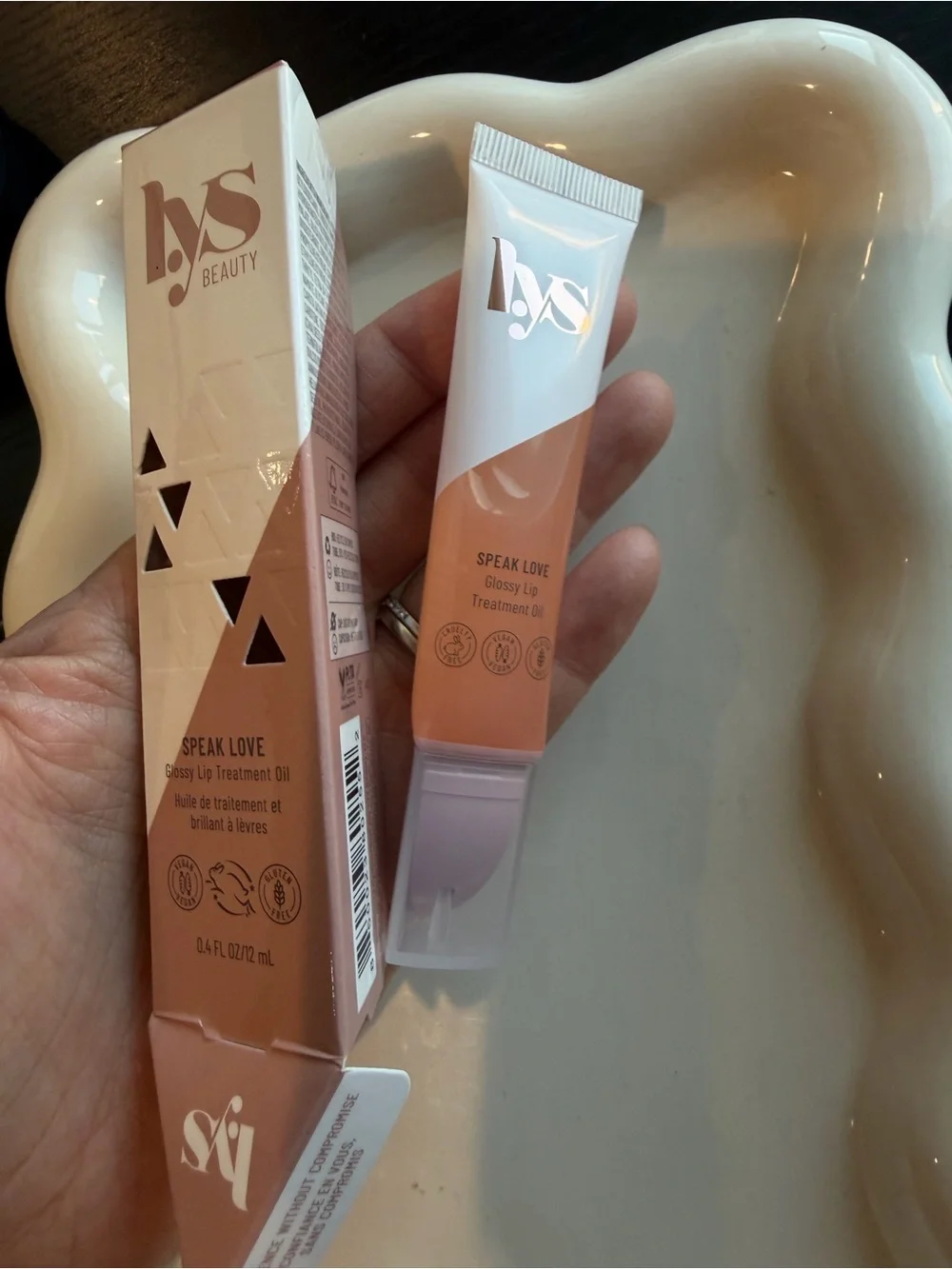 NIB LYS Beauty Speak Love Glossy Lip Treatment Oil